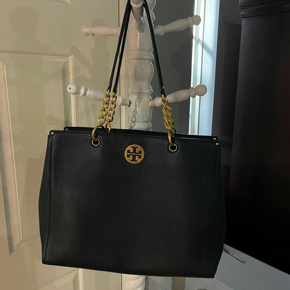 Tory Burch Kira Pebbled Black Leather Large